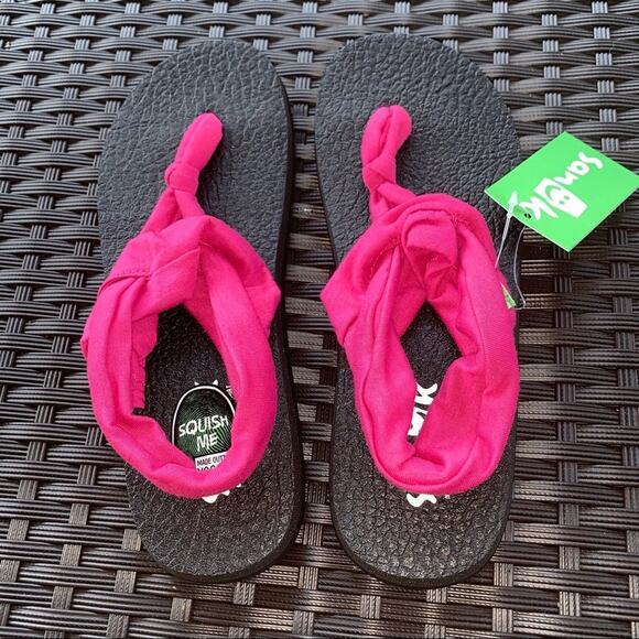 NEW Sanuk Women's 7 Yoga Mat Strap Sandals - Picture 5 of 9